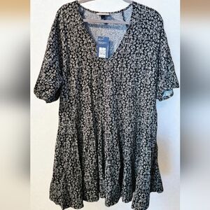 Universal Thread Black and White Mini Dress